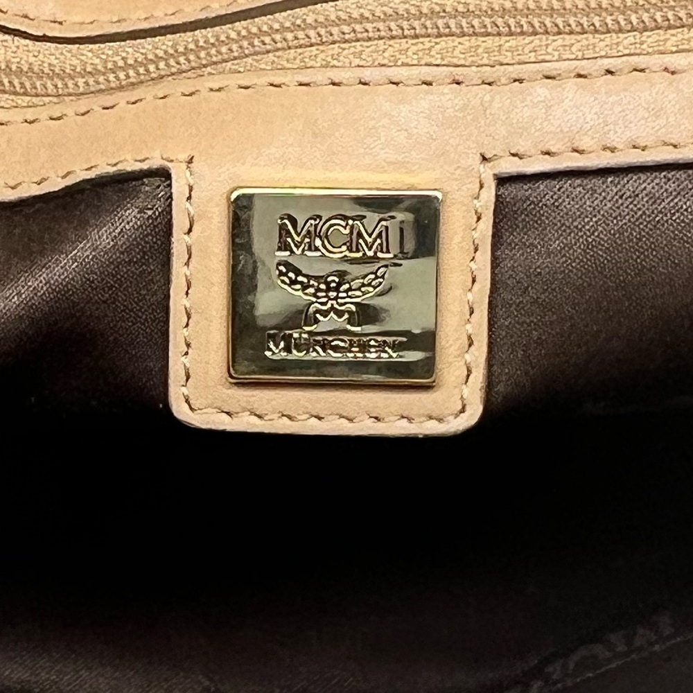 MCM Visetos Ivory Medium Shoulder Bag Logo Print Leather Trim Zip Top Designer - Picture 11 of 12